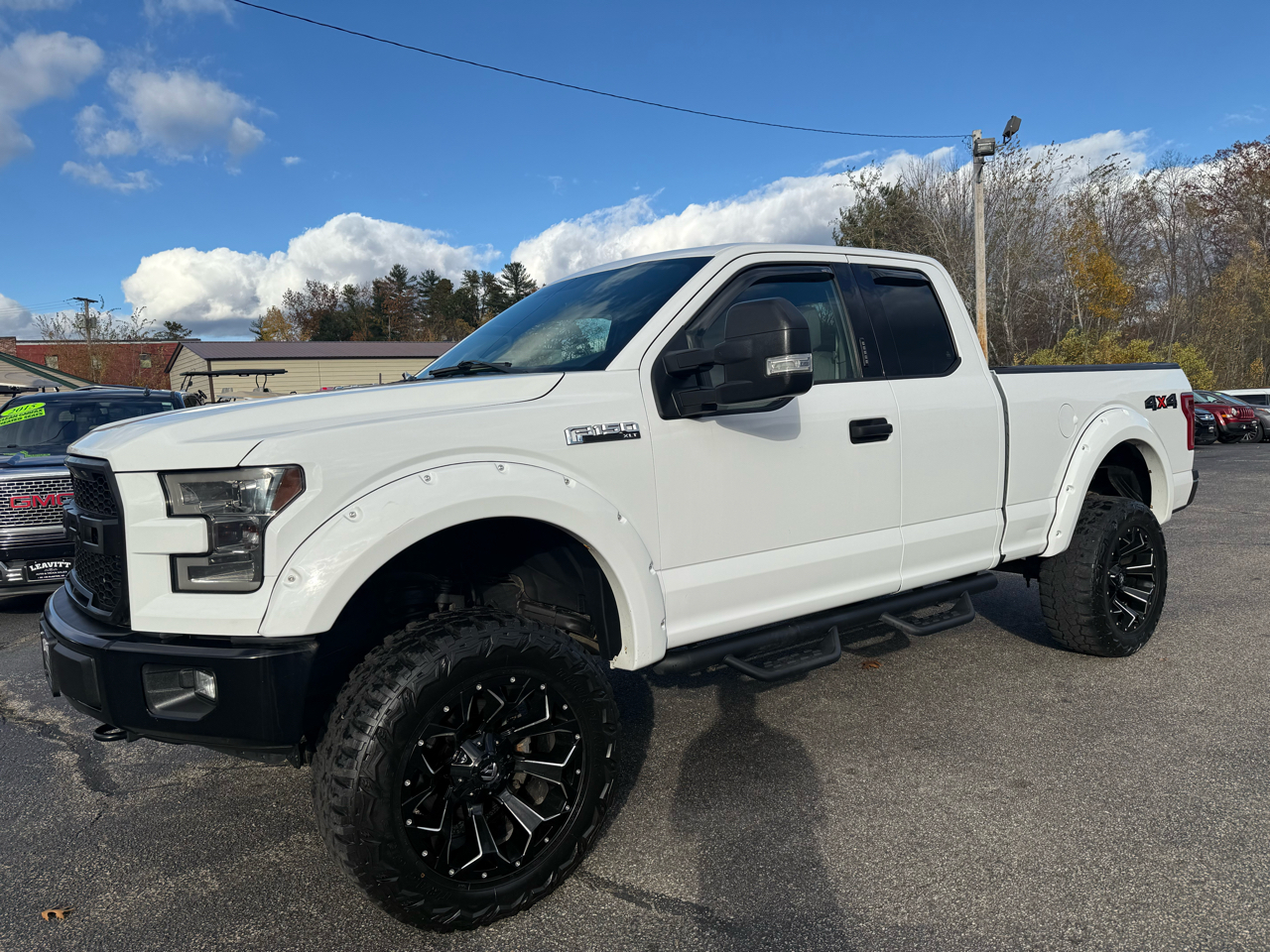 2017 Ford F-150 XLT SUPERCAB 4X4 LIFTED ON FUEL WHEELS SHARP!