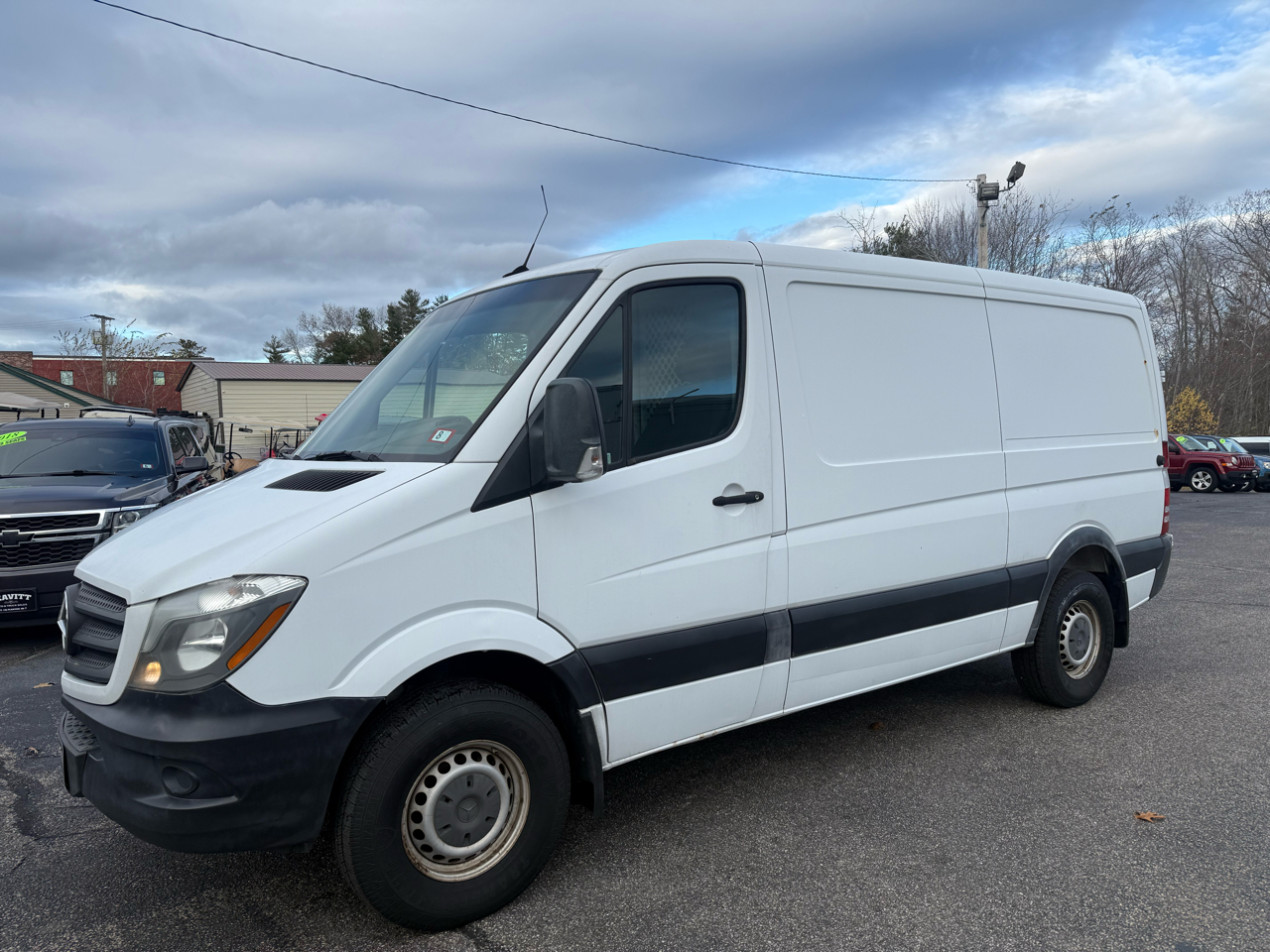 2017 Mercedes-Benz Sprinter Cargo Van 2500 Standard Roof V6 144" Worker RWD