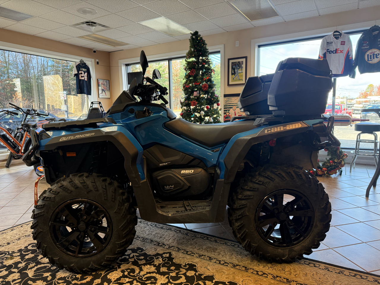 2023 Can-Am Outlander 850 XT 