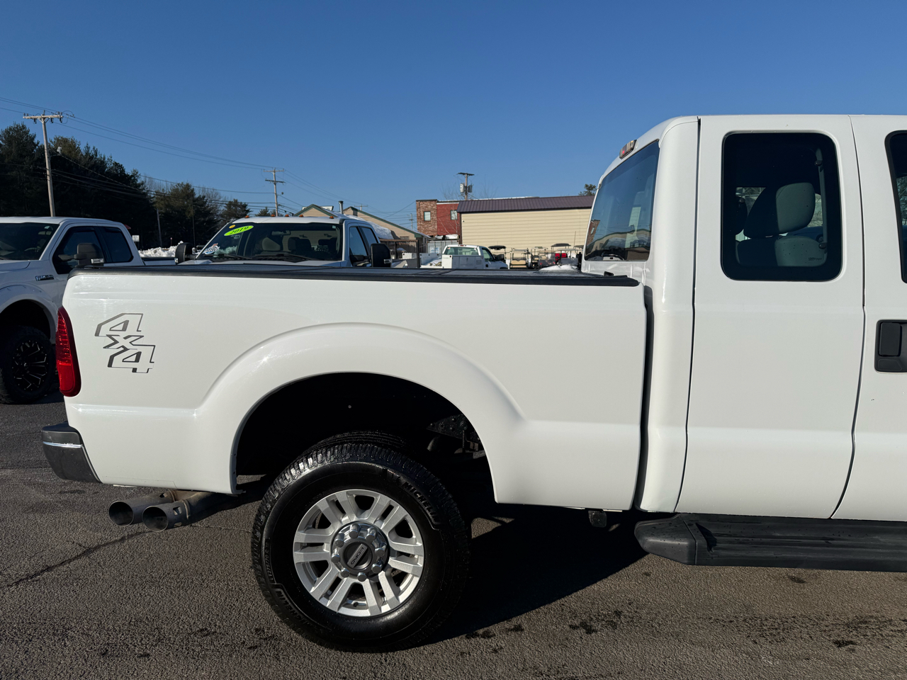 Ford Super Duty F-350 SRW  2015