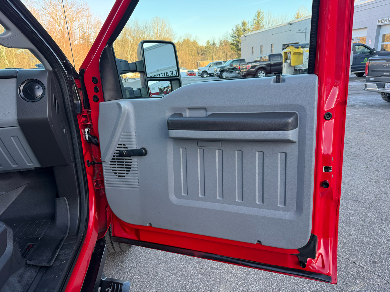 Ford Super Duty F-350 SRW  2015