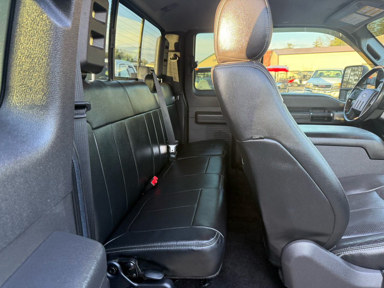 Ford Super Duty F-350 SRW  2015