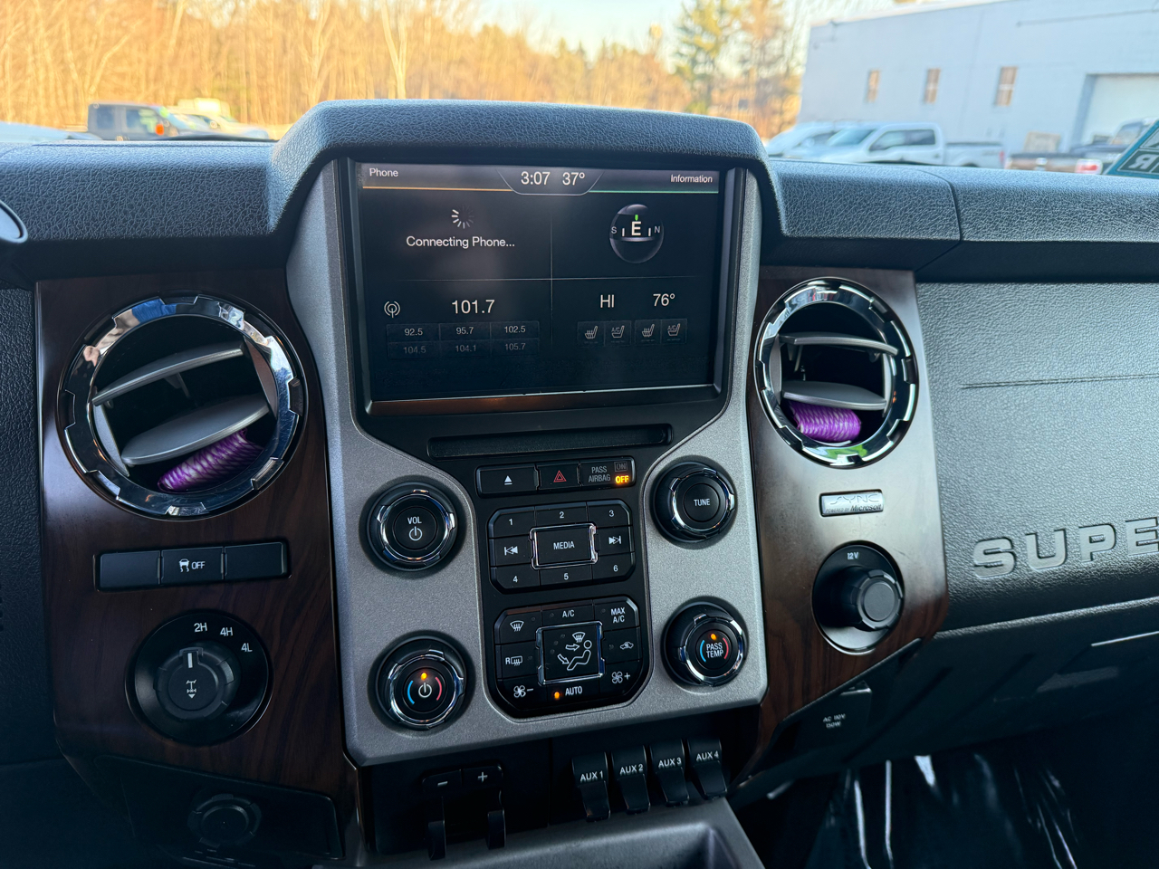 Ford Super Duty F-350 SRW  2014