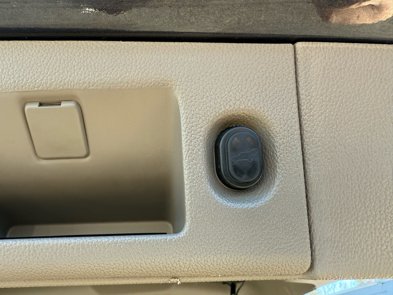 Chevrolet Tahoe 4WD 4dr LTZ 2015