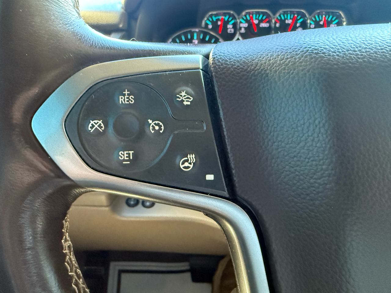 Chevrolet Tahoe 4WD 4dr LTZ 2015