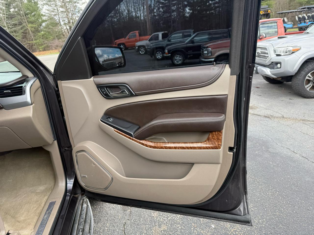 Chevrolet Tahoe 4WD 4dr LTZ 2015