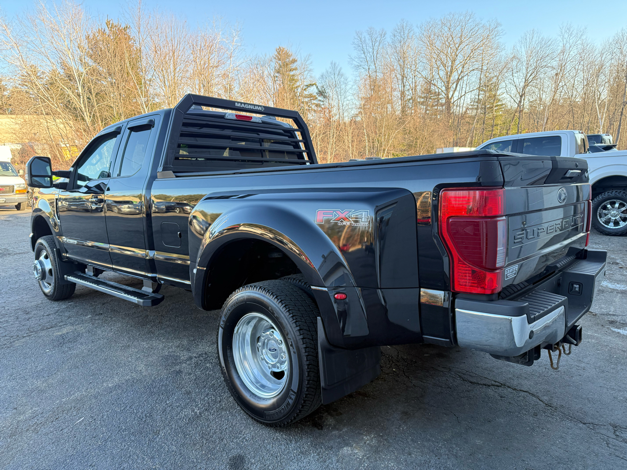 Ford Super Duty F-350 DRW  2021