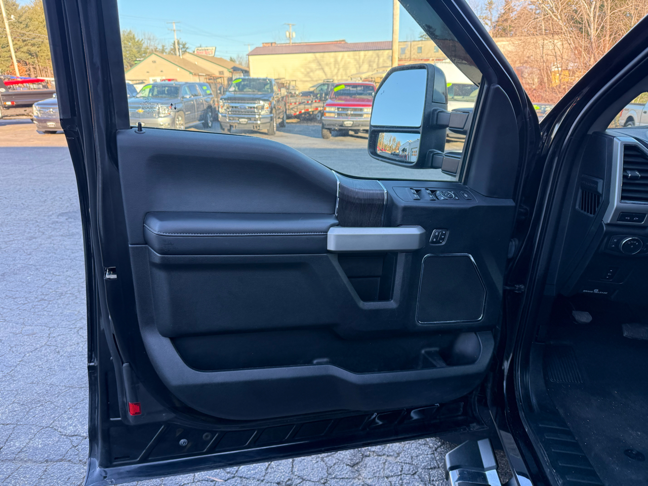 Ford Super Duty F-350 DRW  2021