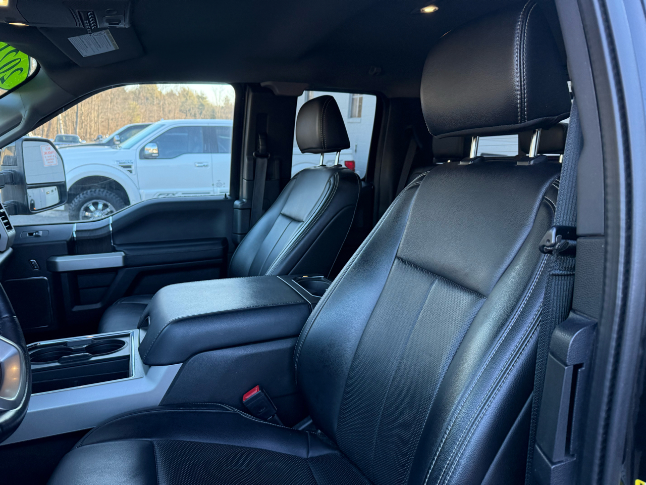 Ford Super Duty F-350 DRW  2021