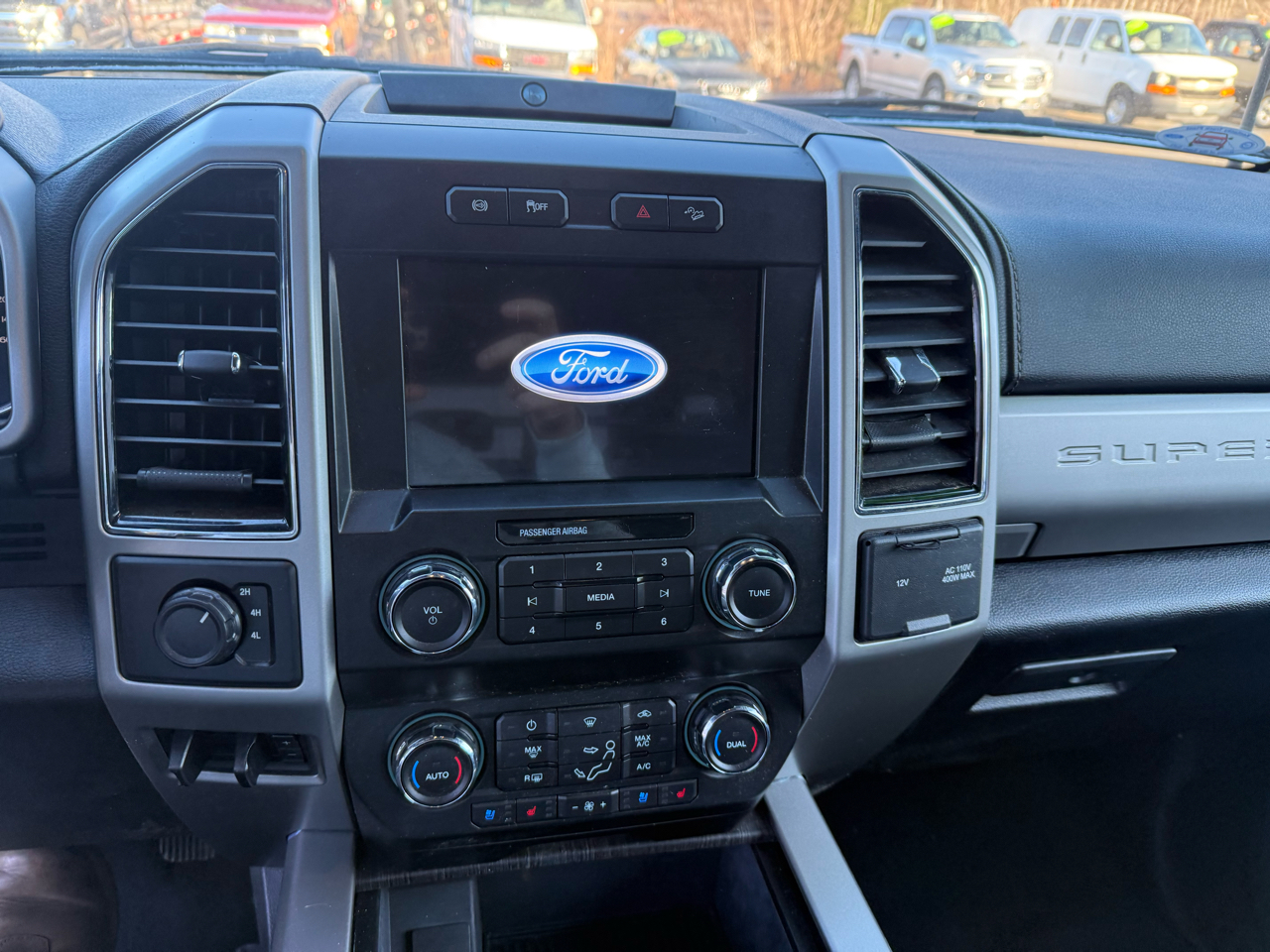 Ford Super Duty F-350 DRW  2021