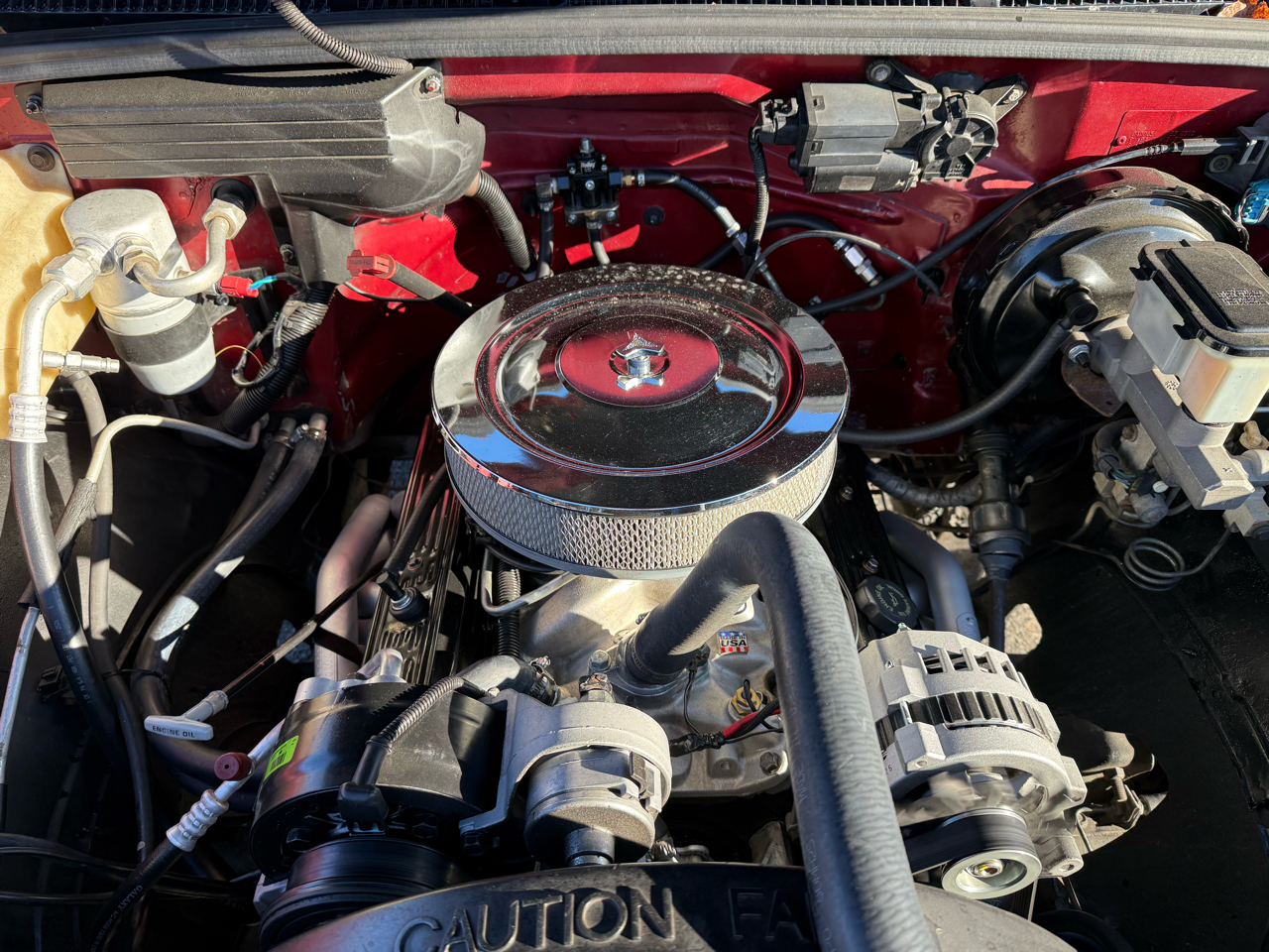 Chevrolet 2500 Pickups  1990