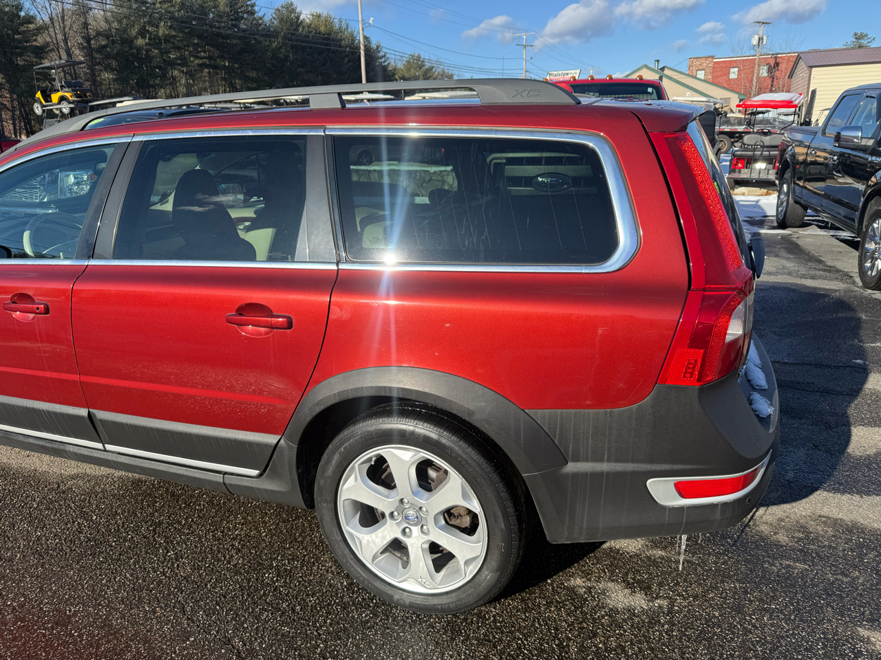 Volvo XC70 4dr Wgn 3.0T AWD 2011