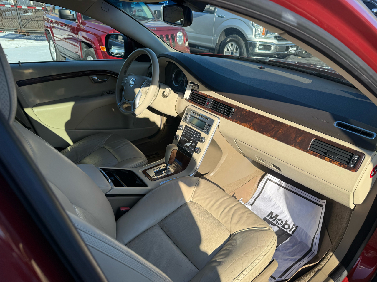 Volvo XC70 4dr Wgn 3.0T AWD 2011