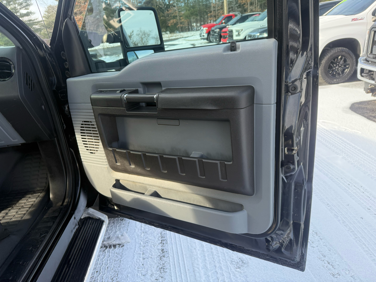 Ford Super Duty F-350 DRW  2012