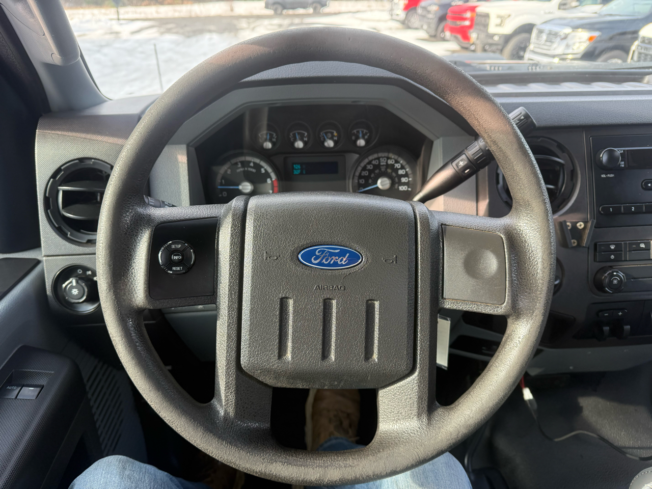 Ford Super Duty F-350 DRW  2012