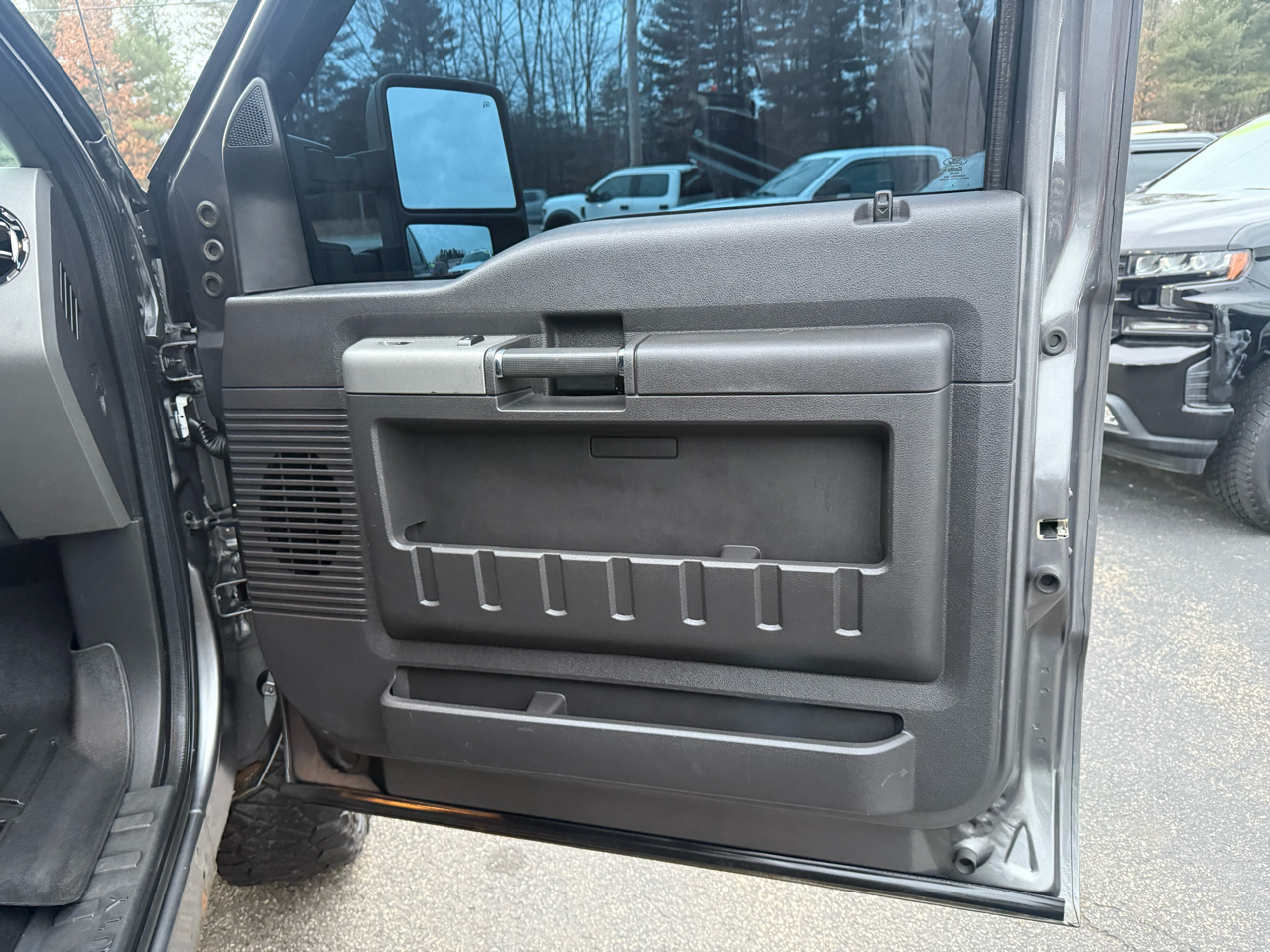 Ford Super Duty F-350 SRW  2012