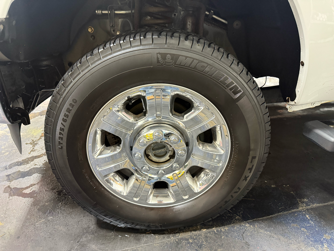 Ford Super Duty F-350 SRW 4WD Crew Cab 156" XLT 2011