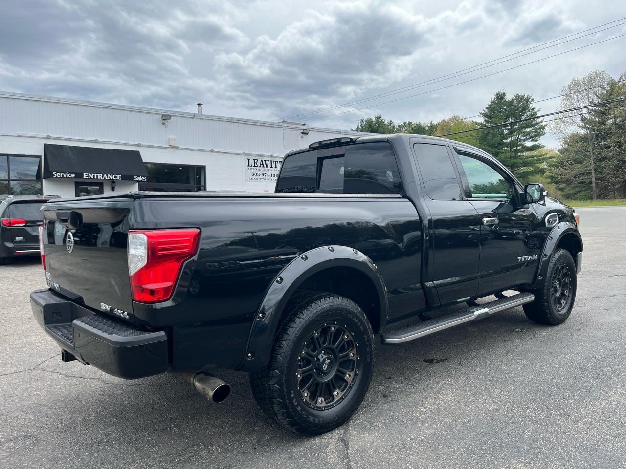 Nissan Titan  2017