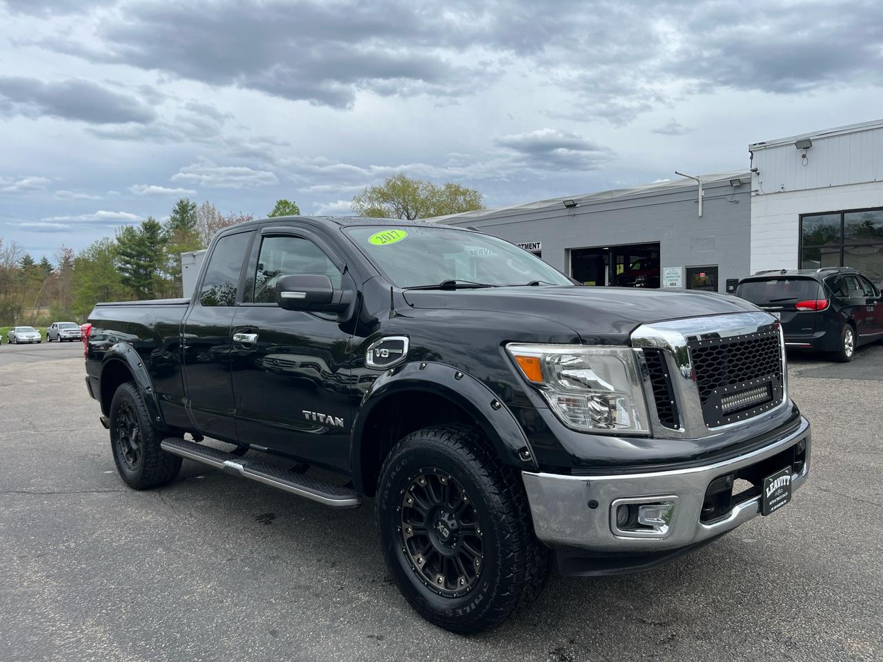Nissan Titan  2017