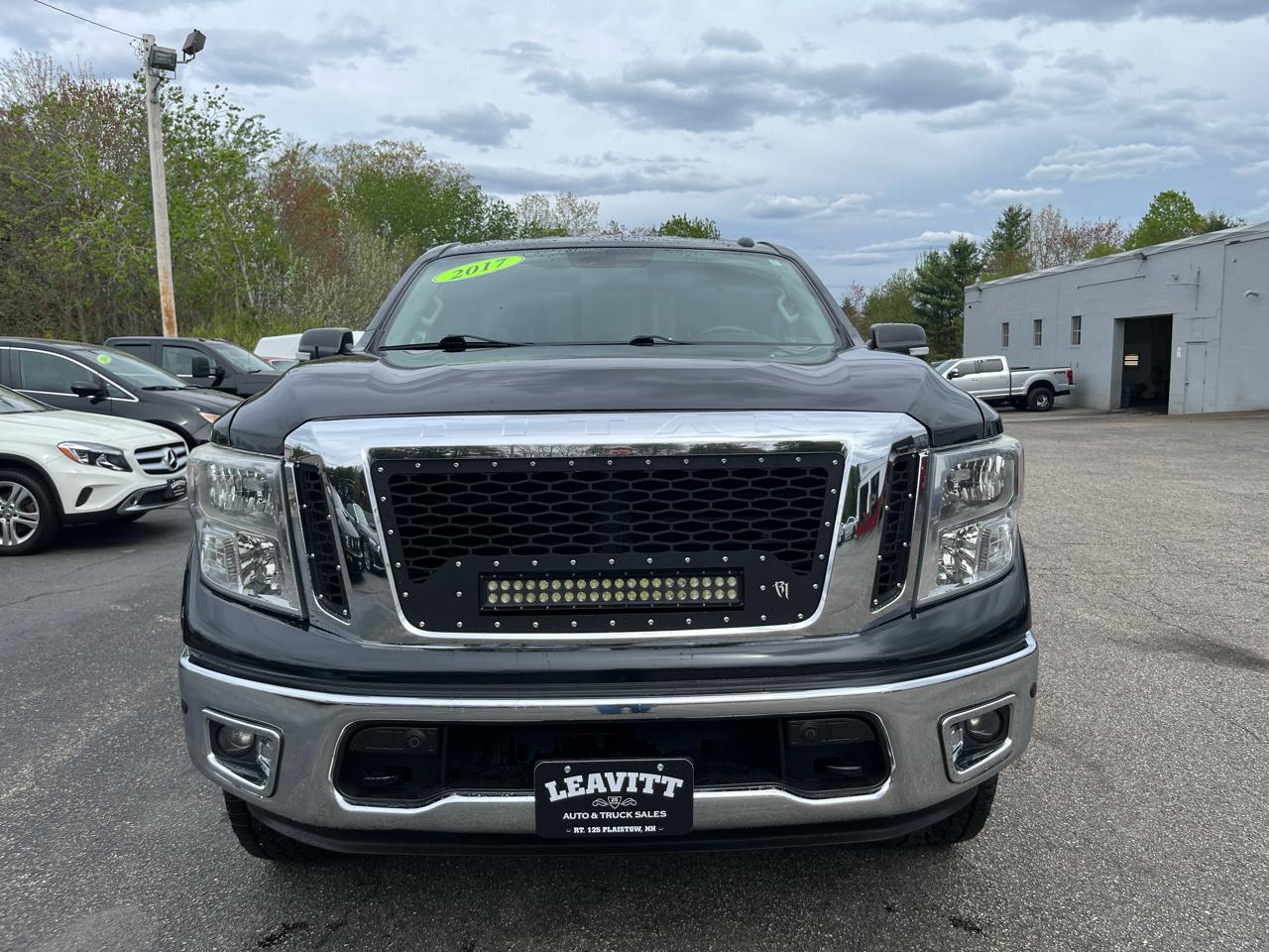 Nissan Titan  2017