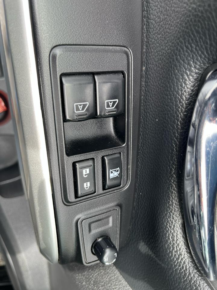 Nissan Titan  2017