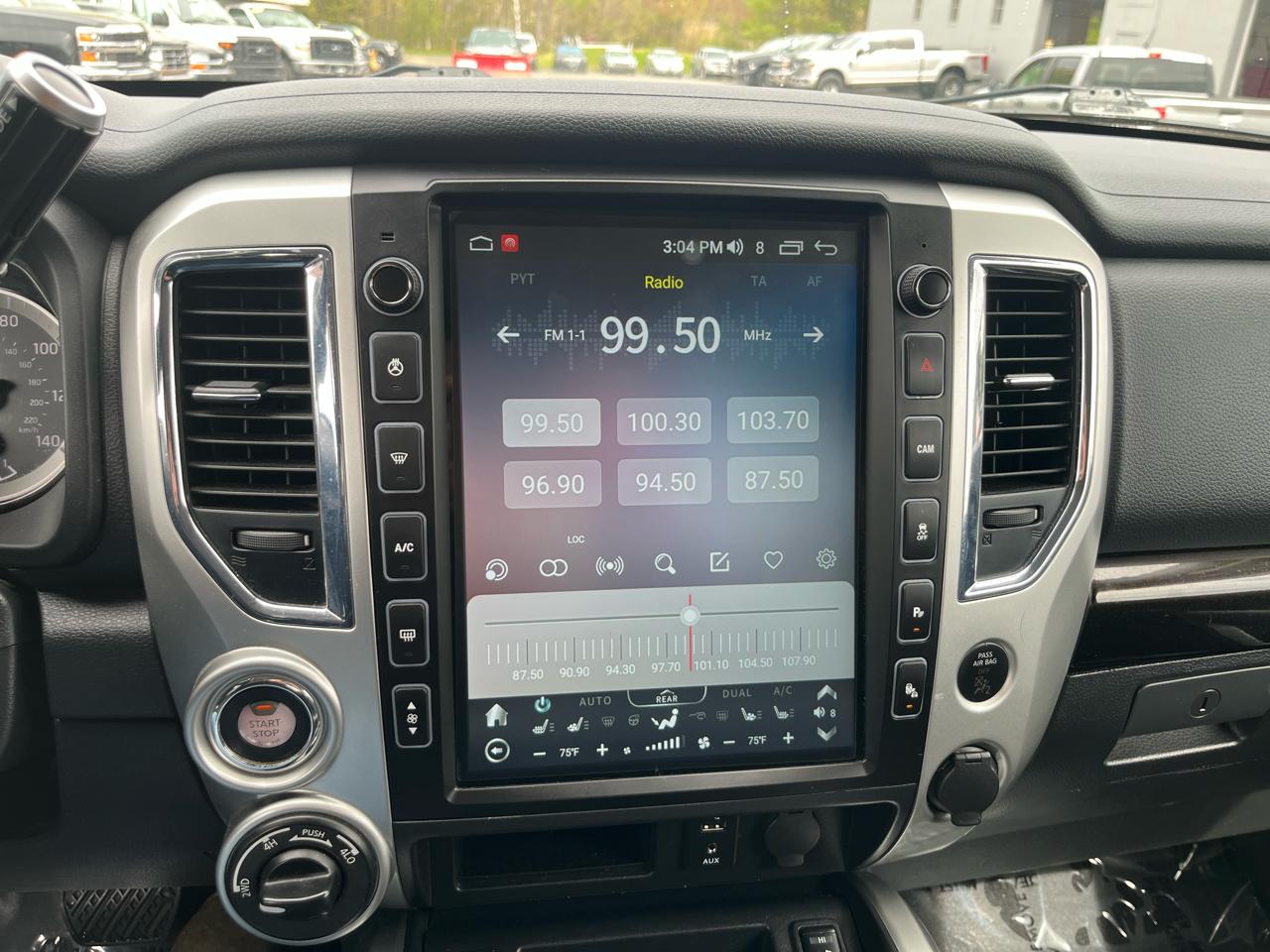 Nissan Titan  2017