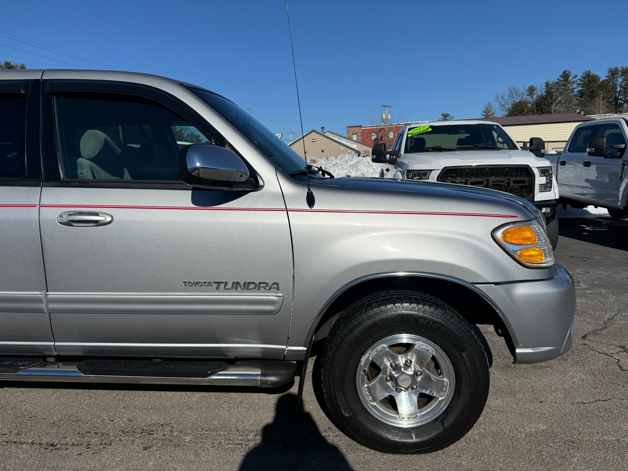 Toyota Tundra  2004