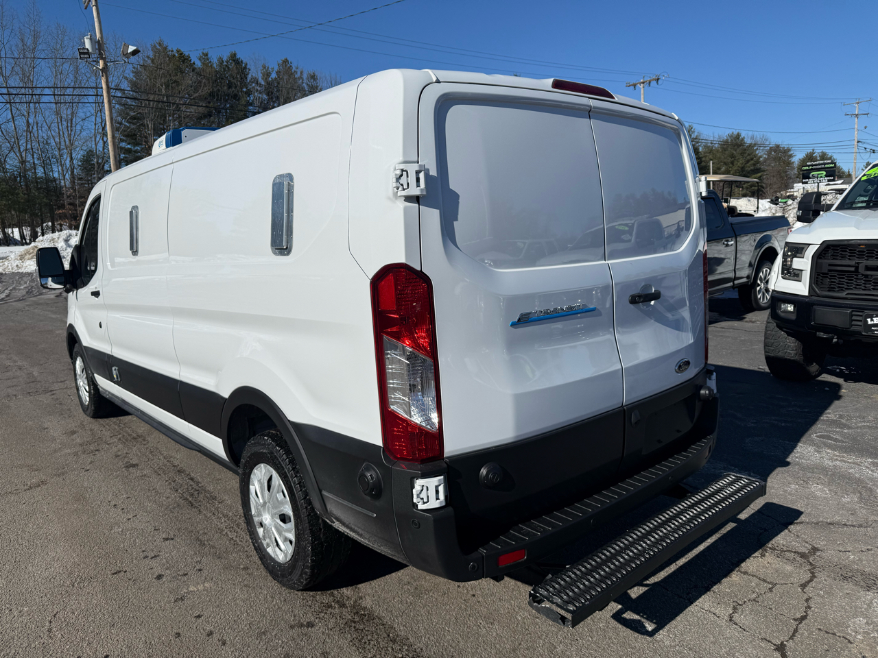 Ford E-Transit Cargo Van T-350 148" Low Rf 9500 GVWR RWD 2022