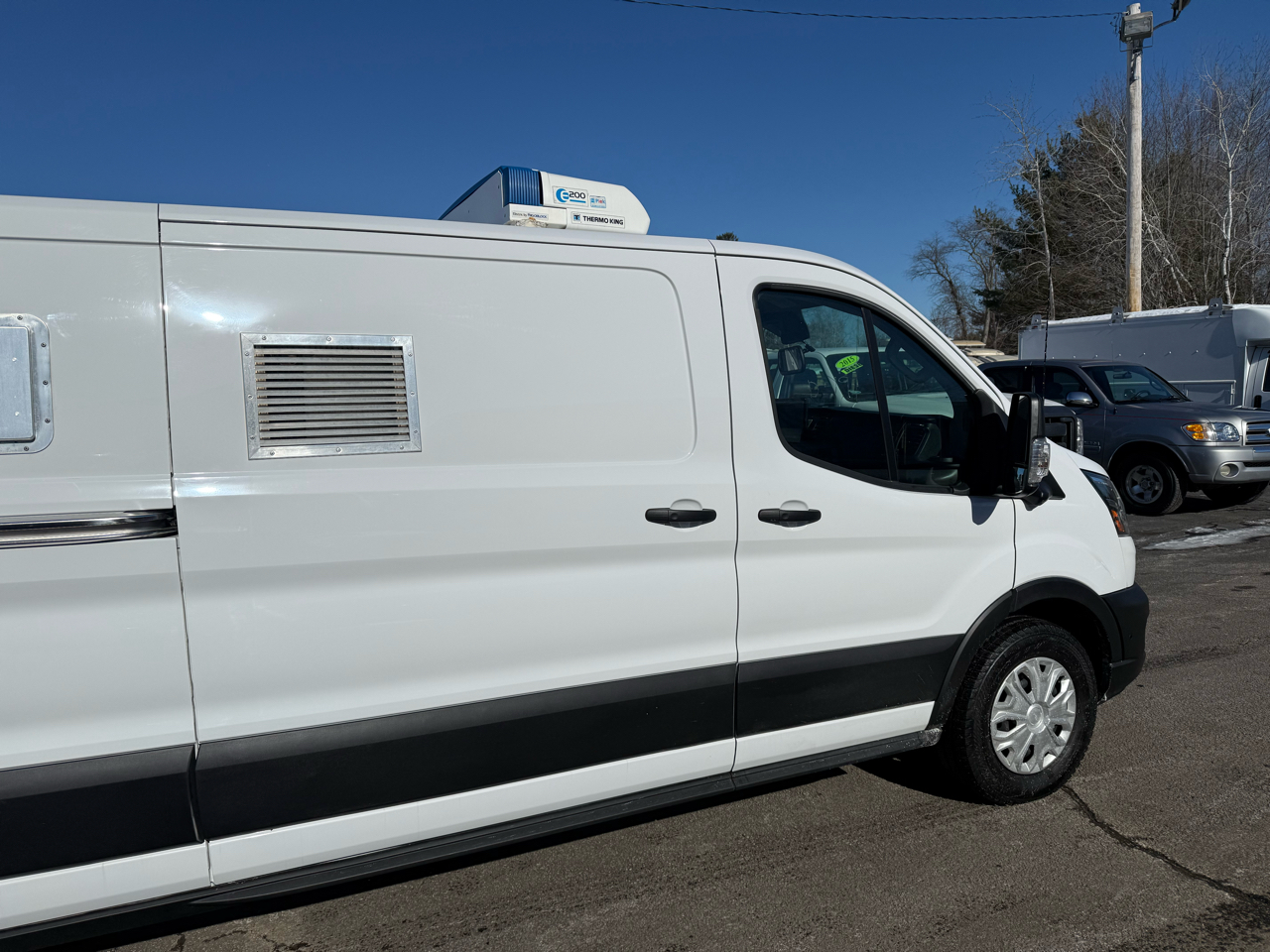 Ford E-Transit Cargo Van T-350 148" Low Rf 9500 GVWR RWD 2022