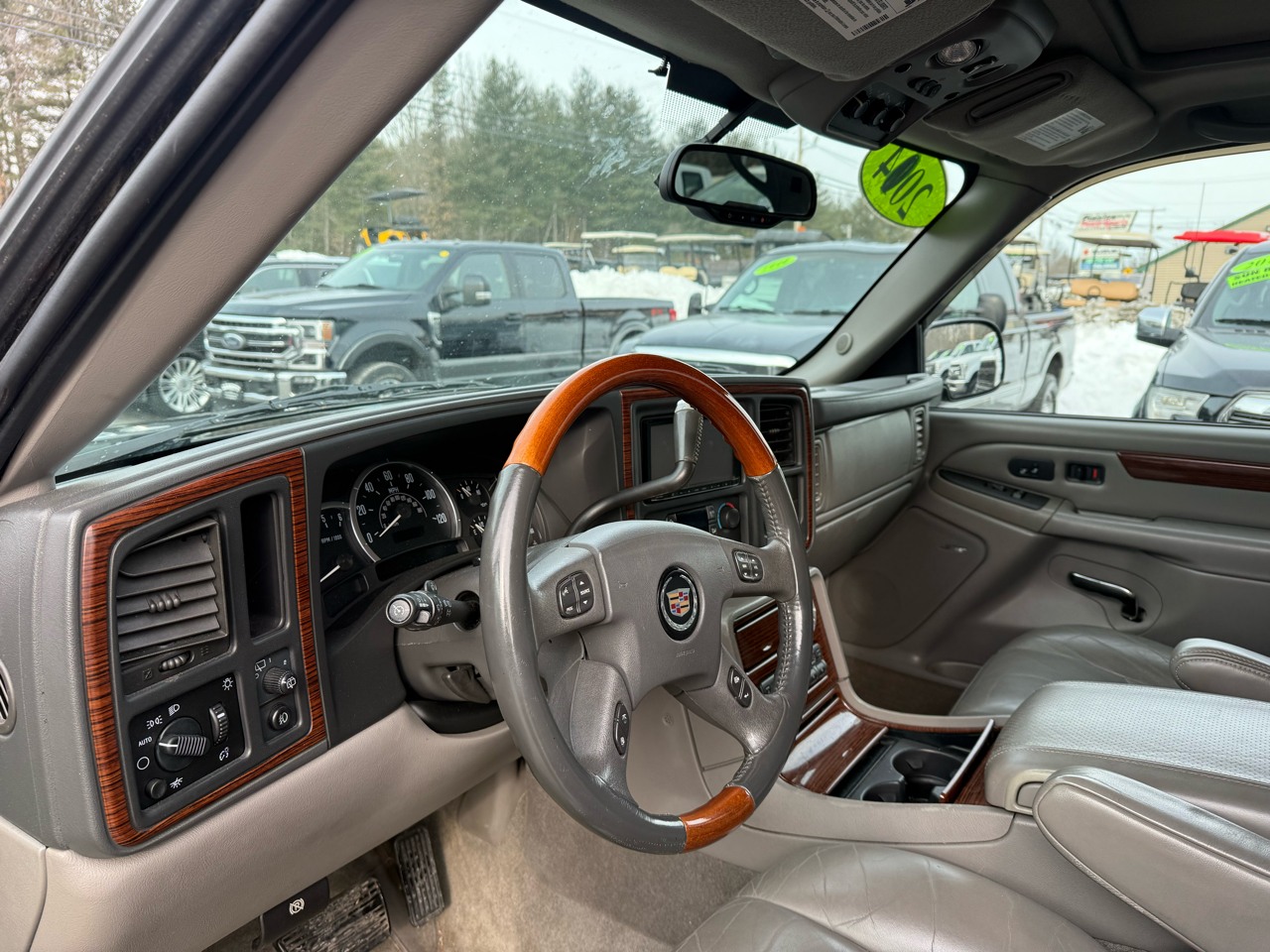 Cadillac Escalade  2004