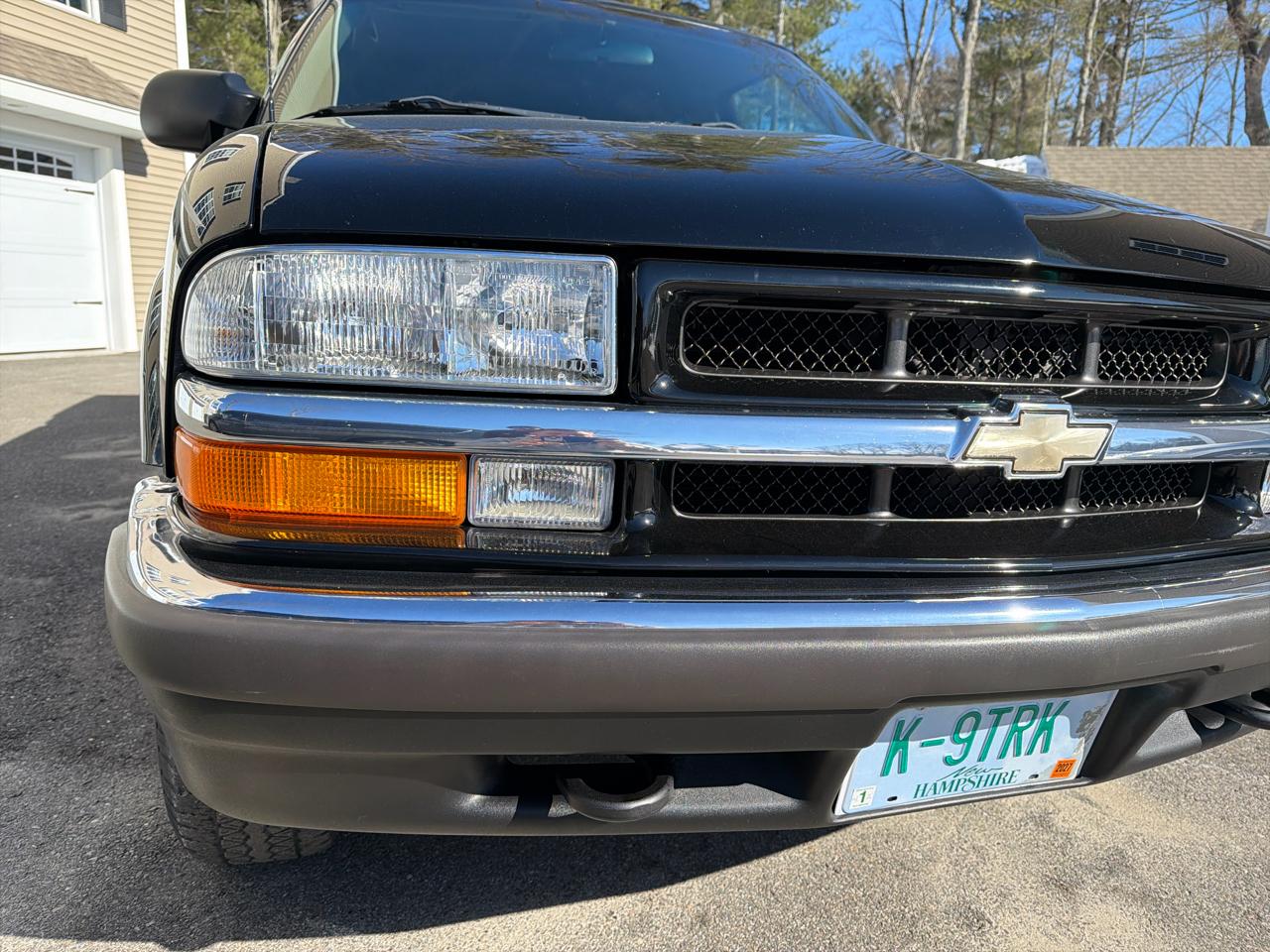 Chevrolet S-10 Crew Cab 123" WB 4WD LS 2001