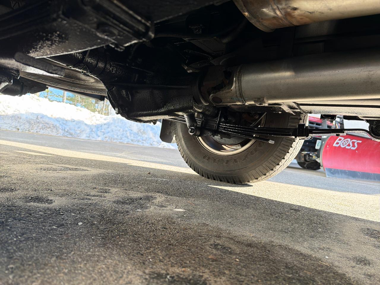 Chevrolet S-10 Crew Cab 123" WB 4WD LS 2001