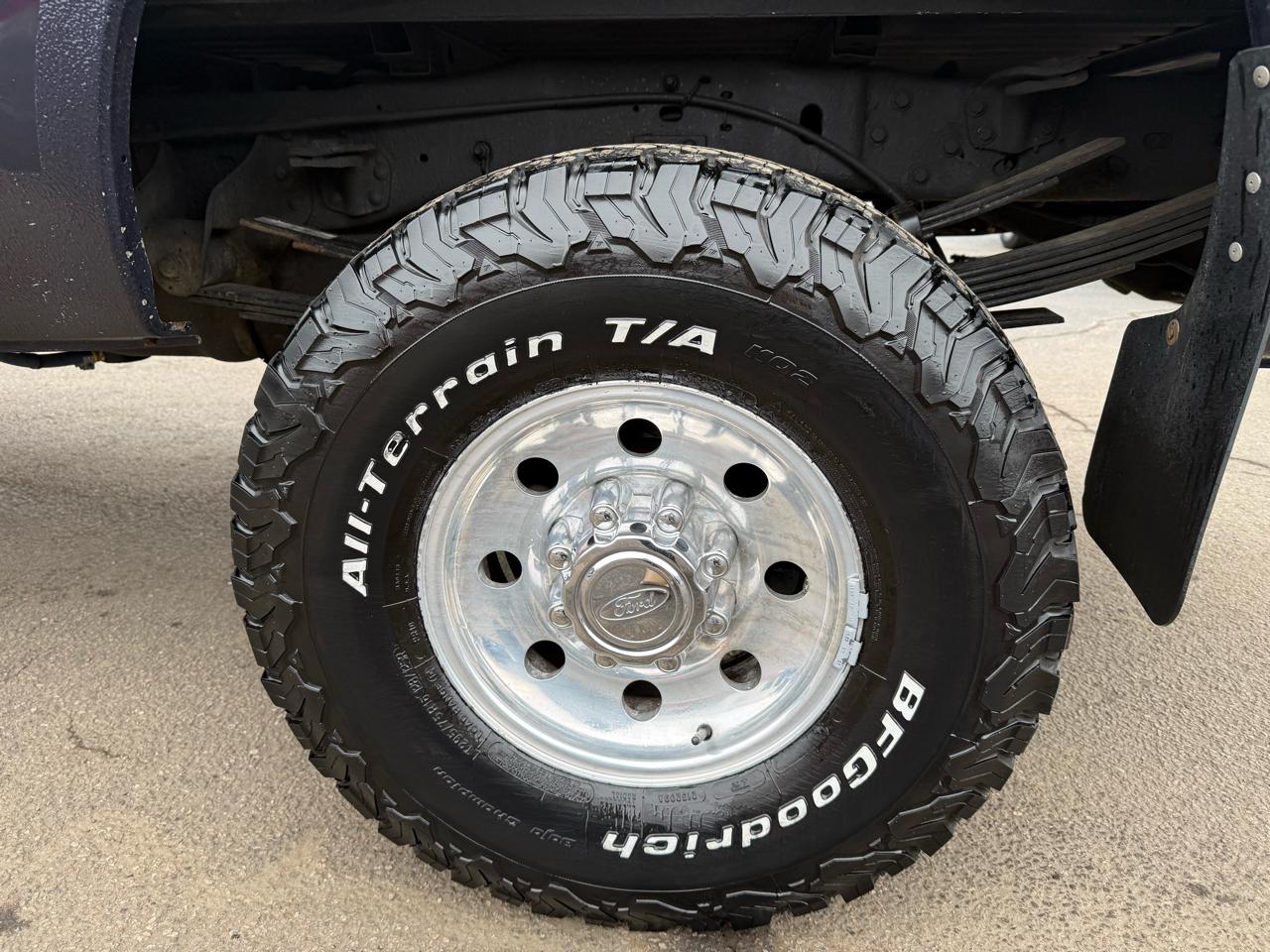 Ford Super Duty F-350 SRW  2003