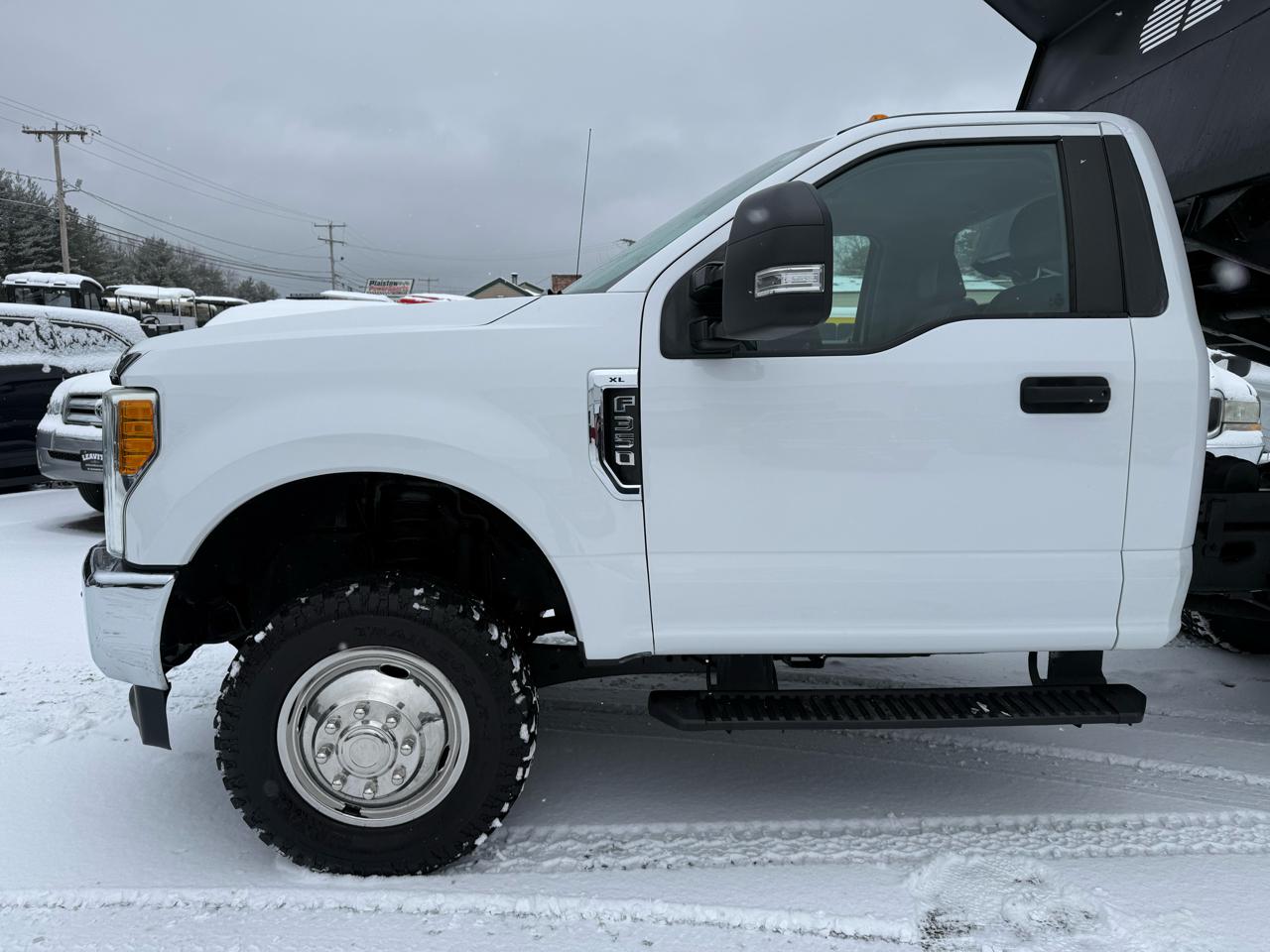 Ford Super Duty F-350 DRW  2017