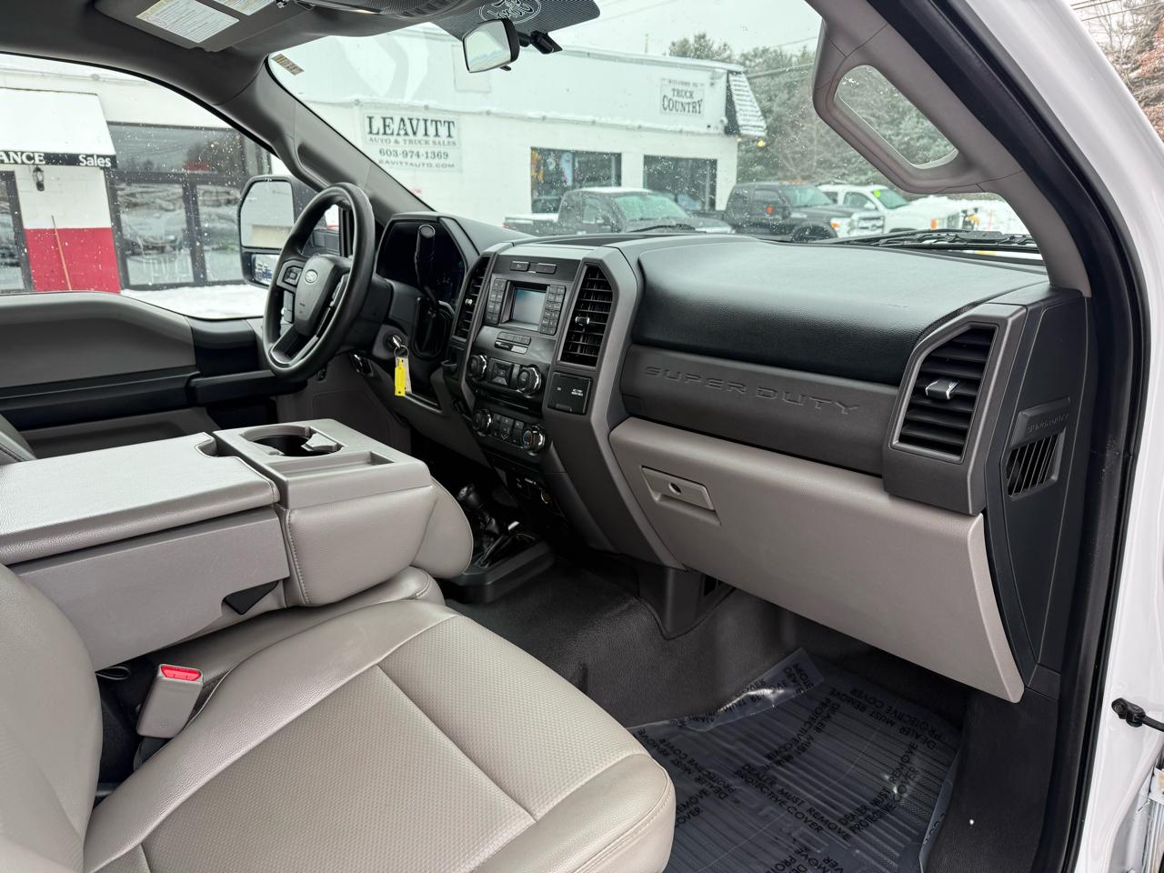 Ford Super Duty F-350 DRW  2017