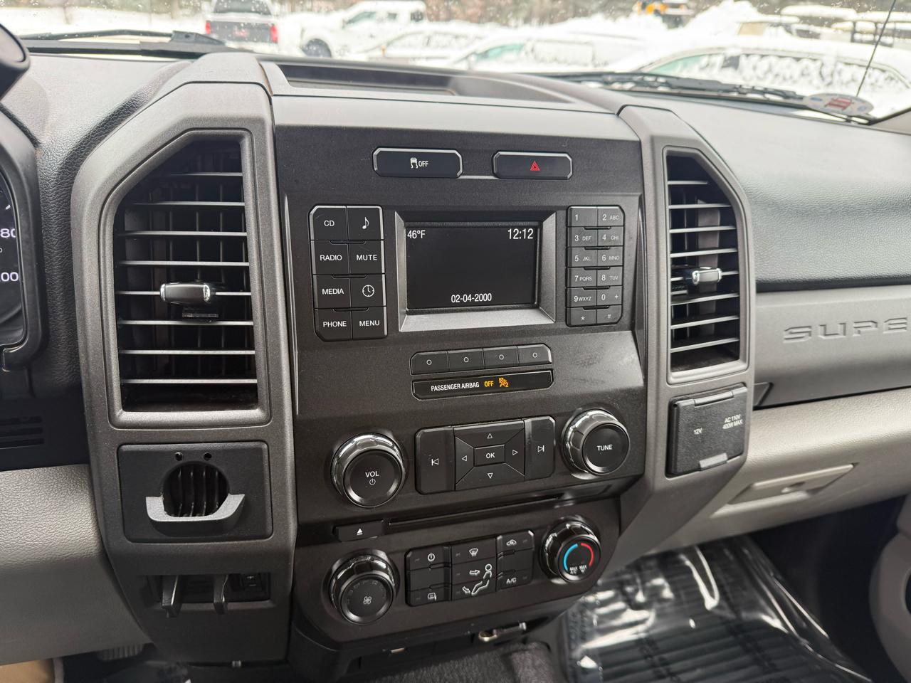 Ford Super Duty F-350 DRW  2017