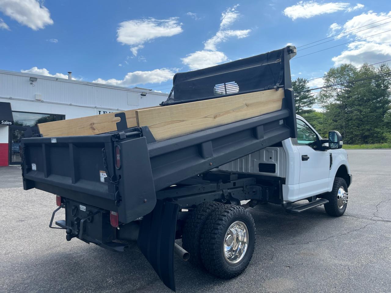 Ford Super Duty F-350 DRW  2017