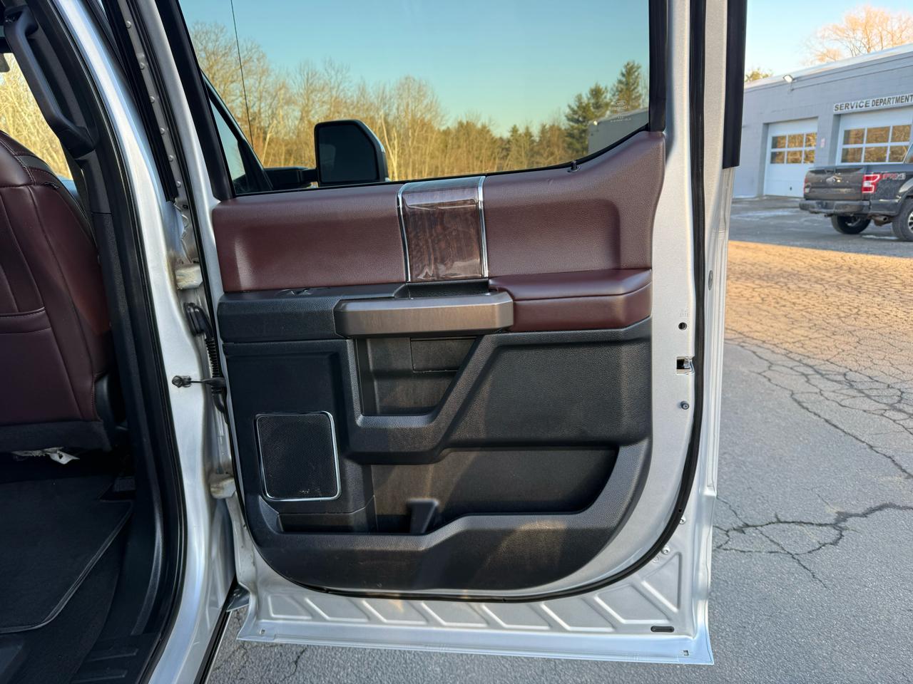 Ford Super Duty F-350 SRW  2017