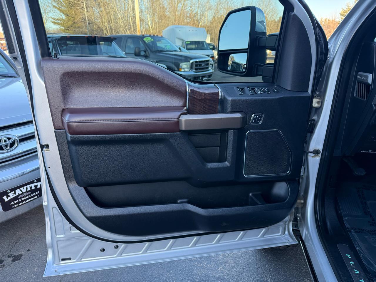 Ford Super Duty F-350 SRW  2017