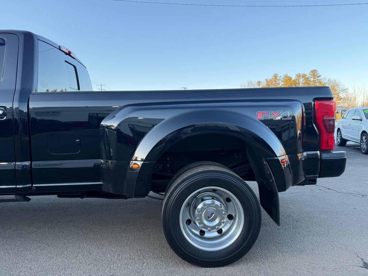 Ford Super Duty F-450 DRW  2017