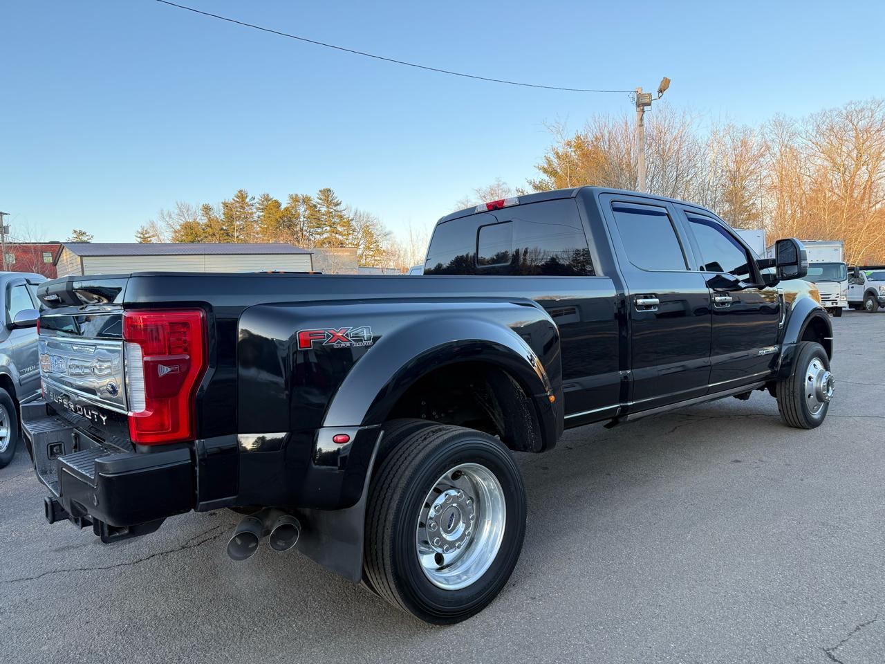 Ford Super Duty F-450 DRW  2017