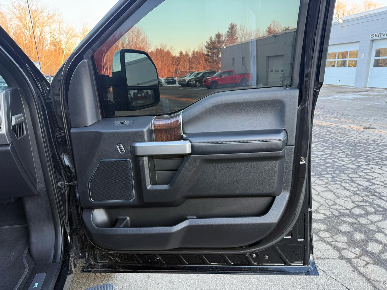 Ford Super Duty F-450 DRW  2017