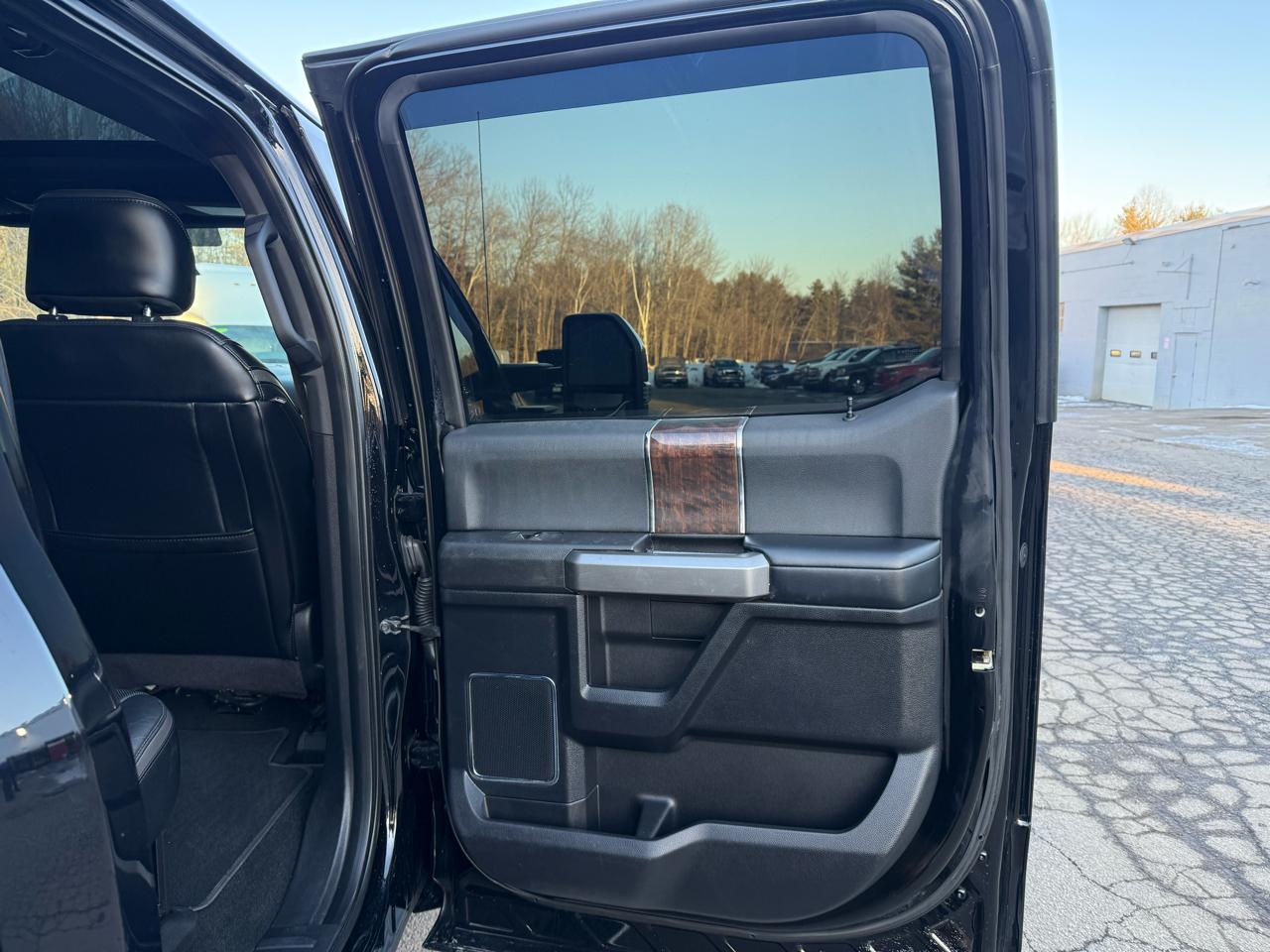 Ford Super Duty F-450 DRW  2017