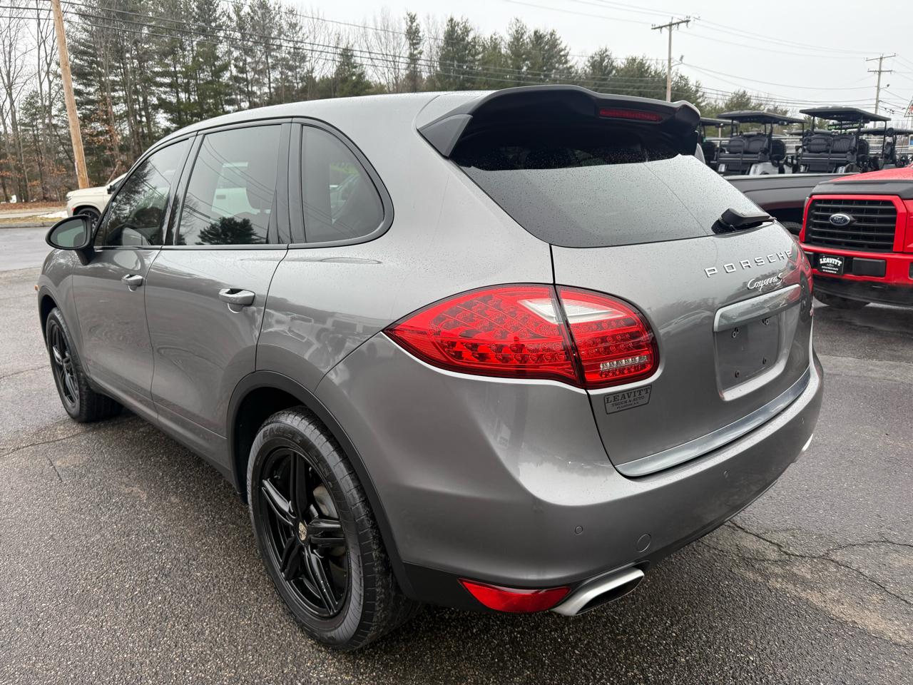 Porsche Cayenne  2013