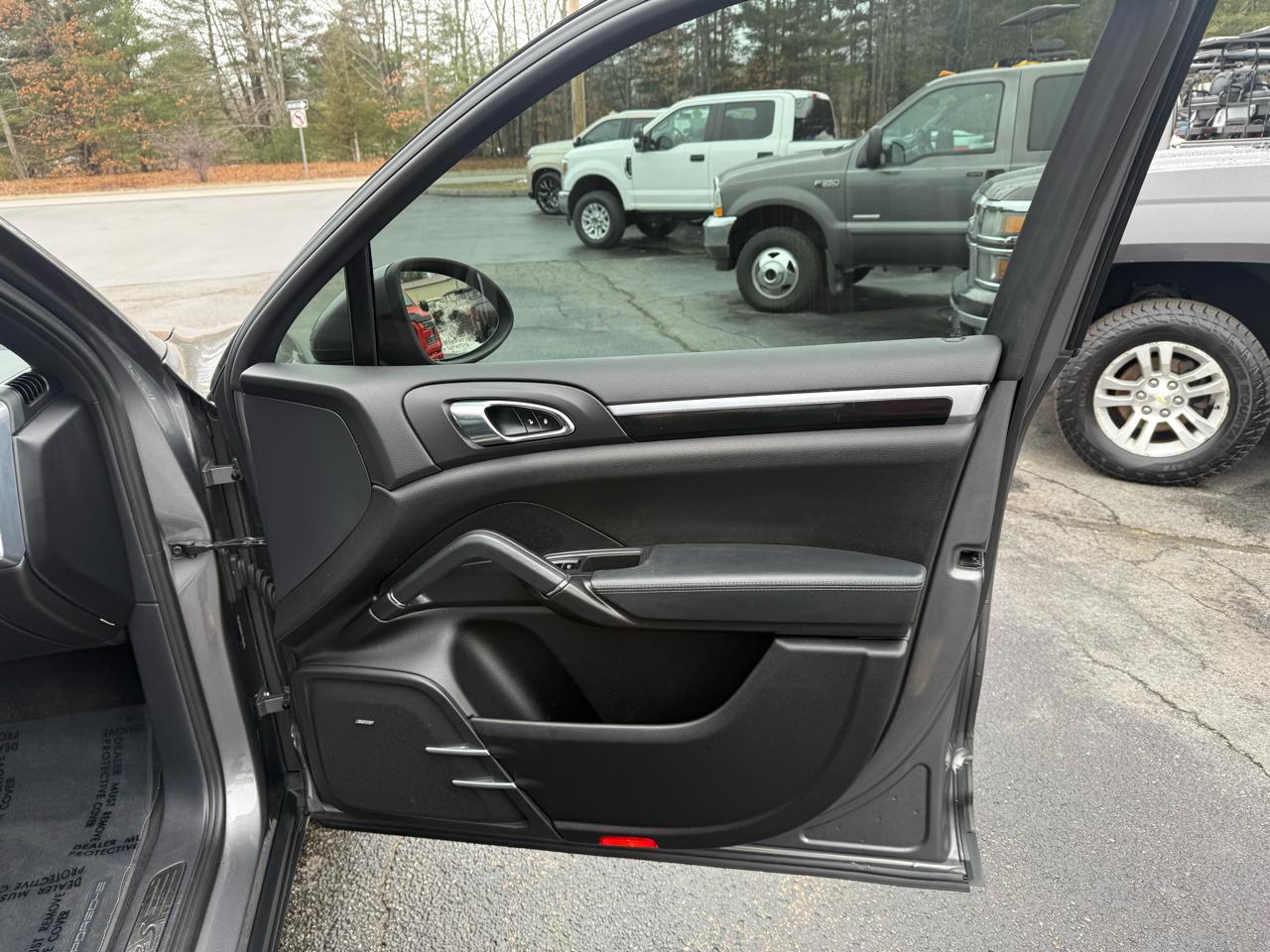 Porsche Cayenne  2013