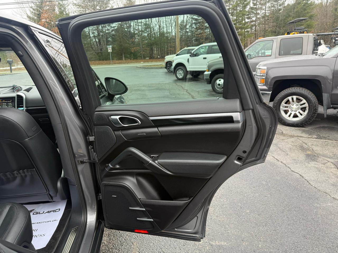 Porsche Cayenne  2013