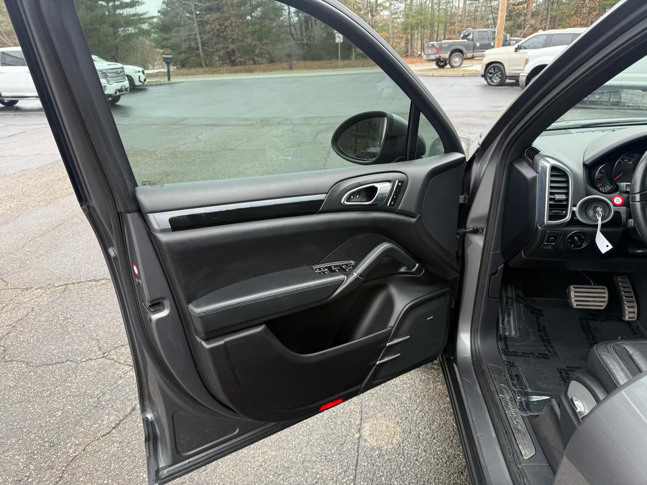 Porsche Cayenne  2013