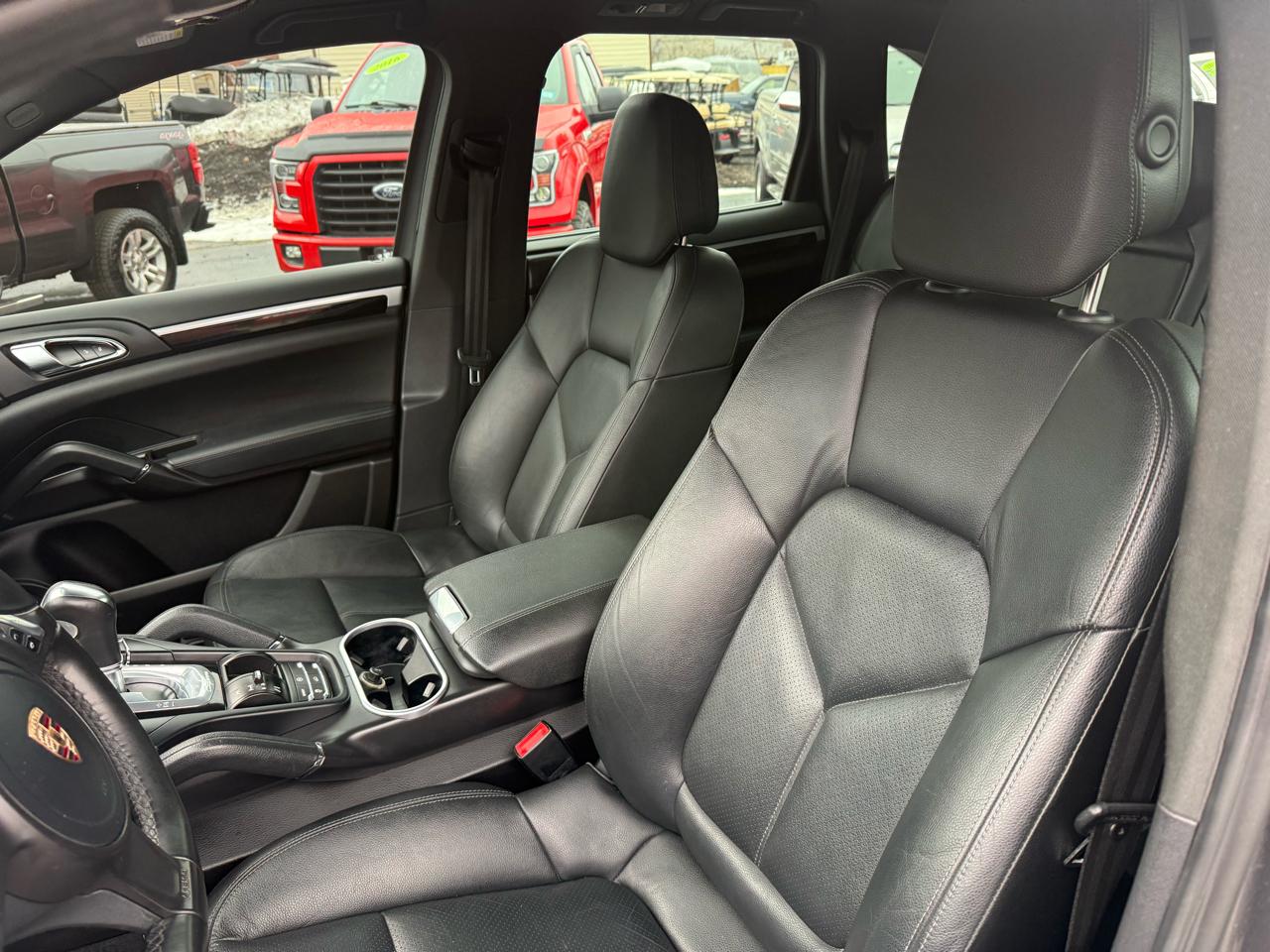 Porsche Cayenne  2013