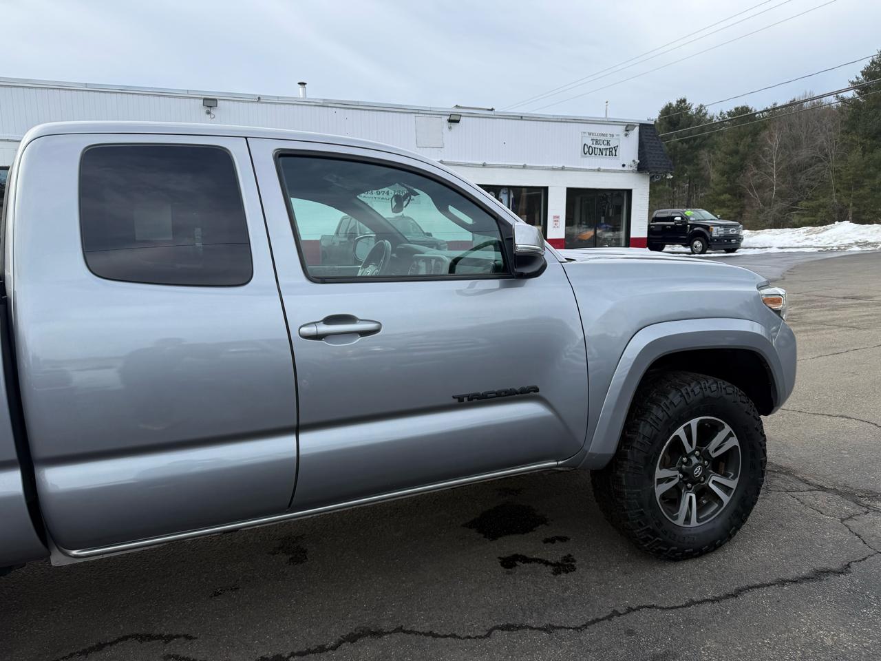 Toyota Tacoma 4WD Access Cab V6 AT TRD Off Road (Natl) 2016