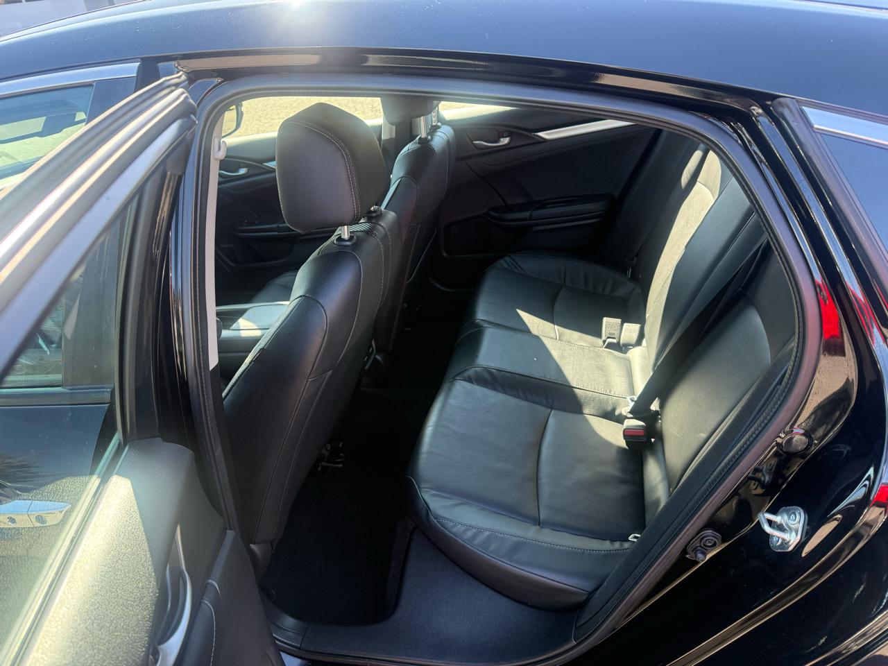 Honda Civic Sedan 4dr CVT Touring 2016